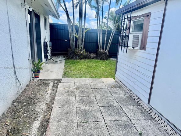 20125 SW 124th Ave, Miami FL 33177