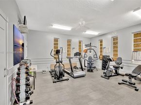 4705 NW 35th St 501, Lauderdale Lakes FL 33319