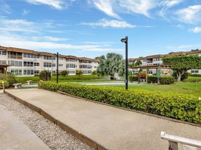 4705 NW 35th St 501, Lauderdale Lakes FL 33319