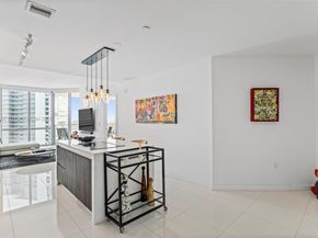 851 NE 1st Ave 3707, Miami FL 33132