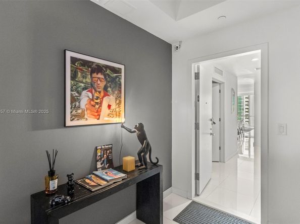 851 NE 1st Ave 3707, Miami FL 33132