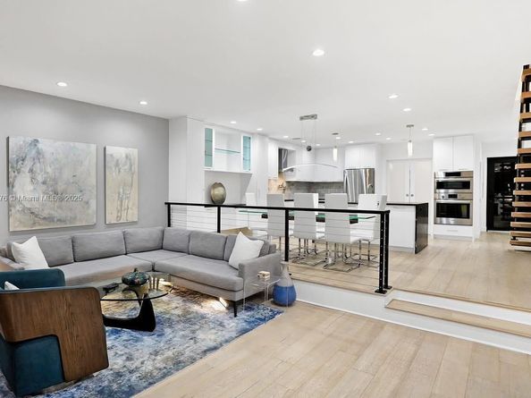 3543 S Ocean Blvd 103, South Palm Beach FL 33480