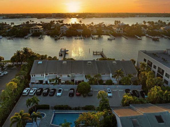 3543 S Ocean Blvd 103, South Palm Beach FL 33480