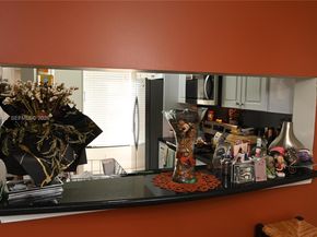 16761 Hemingway Dr, Weston FL 33326