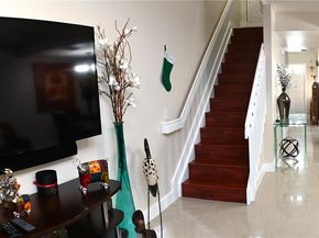 16761 Hemingway Dr, Weston FL 33326