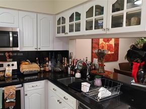 16761 Hemingway Dr, Weston FL 33326