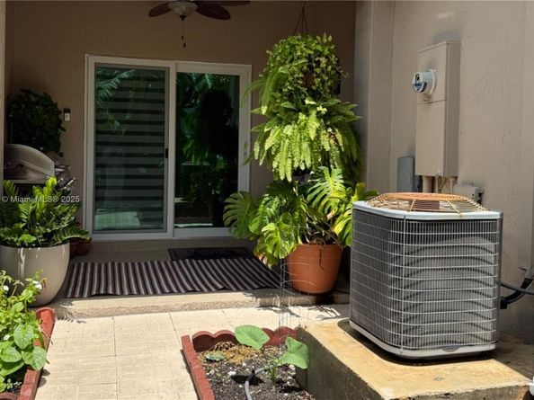 14122 SW 276th St, Homestead FL 33032