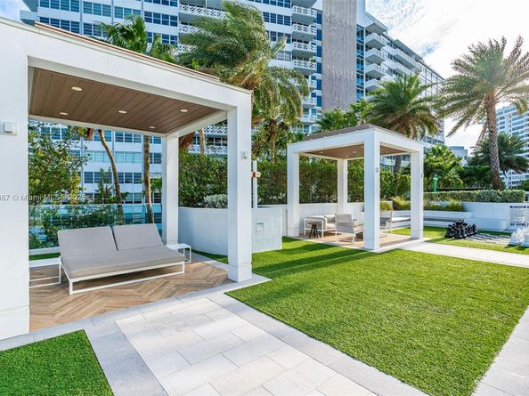 10 Venetian Way 1903, Miami Beach FL 33139