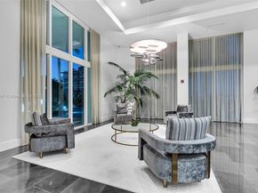 10 Venetian Way 1903, Miami Beach FL 33139