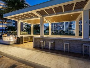 10 Venetian Way 1903, Miami Beach FL 33139