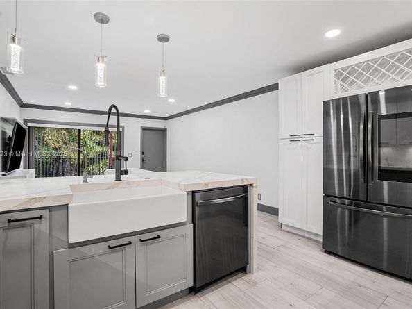 3175 Coral Ridge Dr 3175, Coral Springs FL 33065