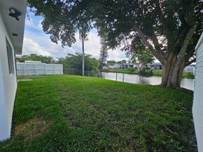 11450 NW 32nd Pl, Sunrise FL 33323