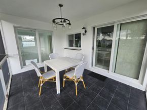 11450 NW 32nd Pl, Sunrise FL 33323
