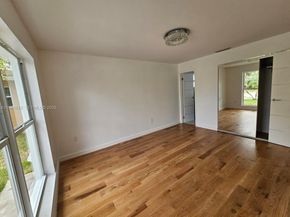 11450 NW 32nd Pl, Sunrise FL 33323