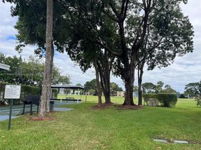 7690 NW 18th St 303, Margate FL 33063