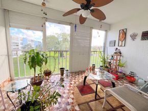 7690 NW 18th St 303, Margate FL 33063
