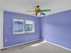 6091 SW 14th St, Plantation FL 33317