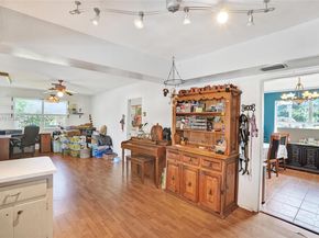 6091 SW 14th St, Plantation FL 33317