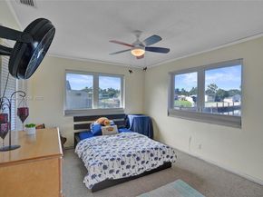 6091 SW 14th St, Plantation FL 33317