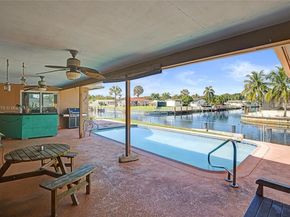 6091 SW 14th St, Plantation FL 33317