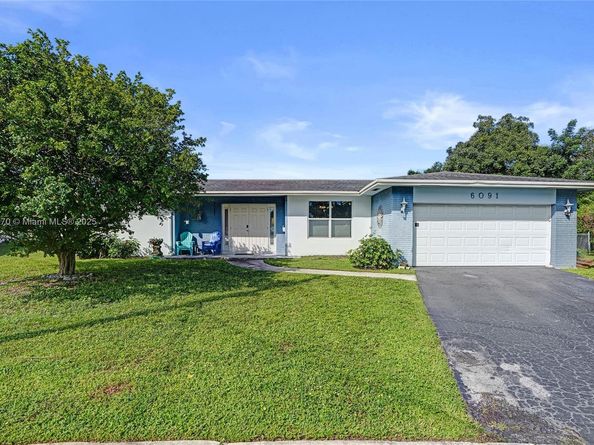 6091 SW 14th St, Plantation FL 33317