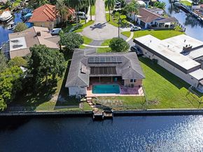 6091 SW 14th St, Plantation FL 33317