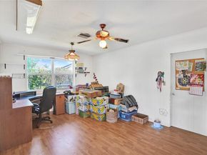 6091 SW 14th St, Plantation FL 33317