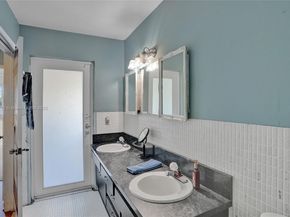 6091 SW 14th St, Plantation FL 33317