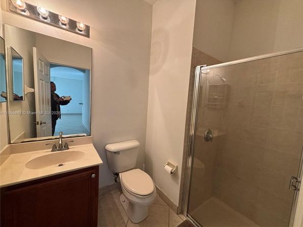 3946 W Whitewater Ave, Weston FL 33332