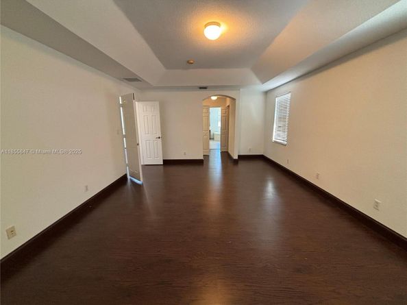 3946 W Whitewater Ave, Weston FL 33332