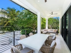 2801 Flamingo Dr, Miami Beach FL 33140