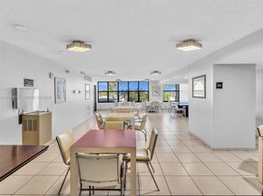 2500 Parkview Dr 1108, Hallandale Beach FL 33009