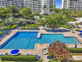 2500 Parkview Dr 1108, Hallandale Beach FL 33009