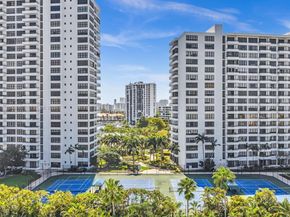 2500 Parkview Dr 1108, Hallandale Beach FL 33009