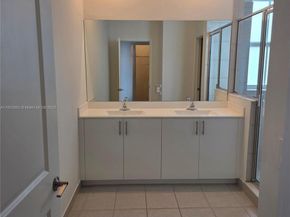 11920 NW 47th Mnr, Coral Springs FL 33076