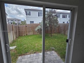 11920 NW 47th Mnr, Coral Springs FL 33076