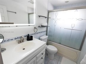 6541 NW 24th St, Sunrise FL 33313