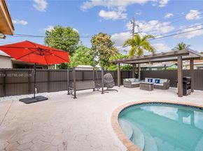 6541 NW 24th St, Sunrise FL 33313