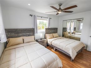 6541 NW 24th St, Sunrise FL 33313