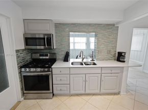 6541 NW 24th St, Sunrise FL 33313