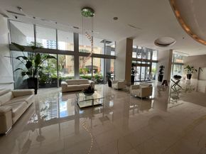 79 SW 12th St 1603S, Miami FL 33130