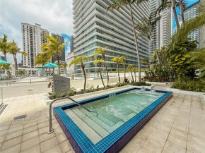 79 SW 12th St 1603S, Miami FL 33130