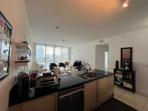 79 SW 12th St 1603S, Miami FL 33130