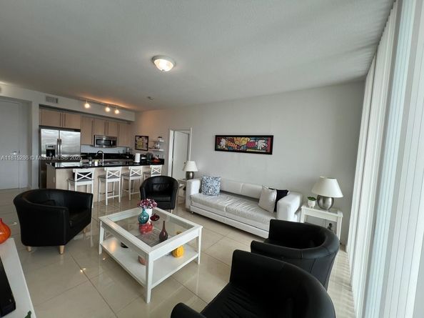 79 SW 12th St 1603S, Miami FL 33130