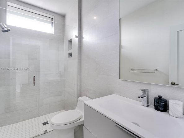 3110 Hibiscus St 3110, Miami FL 33133