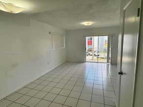 2620 W 76th St 201, Hialeah FL 33016