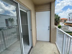 2620 W 76th St 201, Hialeah FL 33016