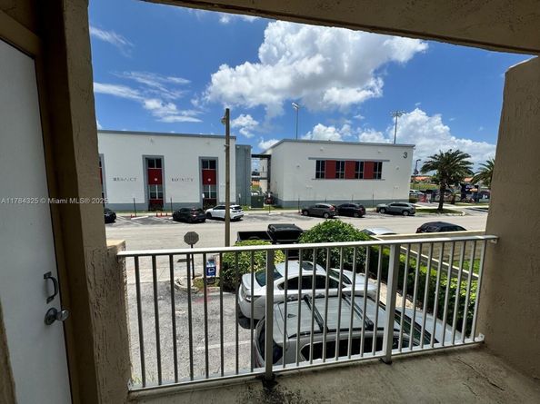 2620 W 76th St 201, Hialeah FL 33016