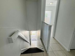 2620 W 76th St 201, Hialeah FL 33016