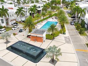 8340 NW 33 Terrace, Doral FL 33122